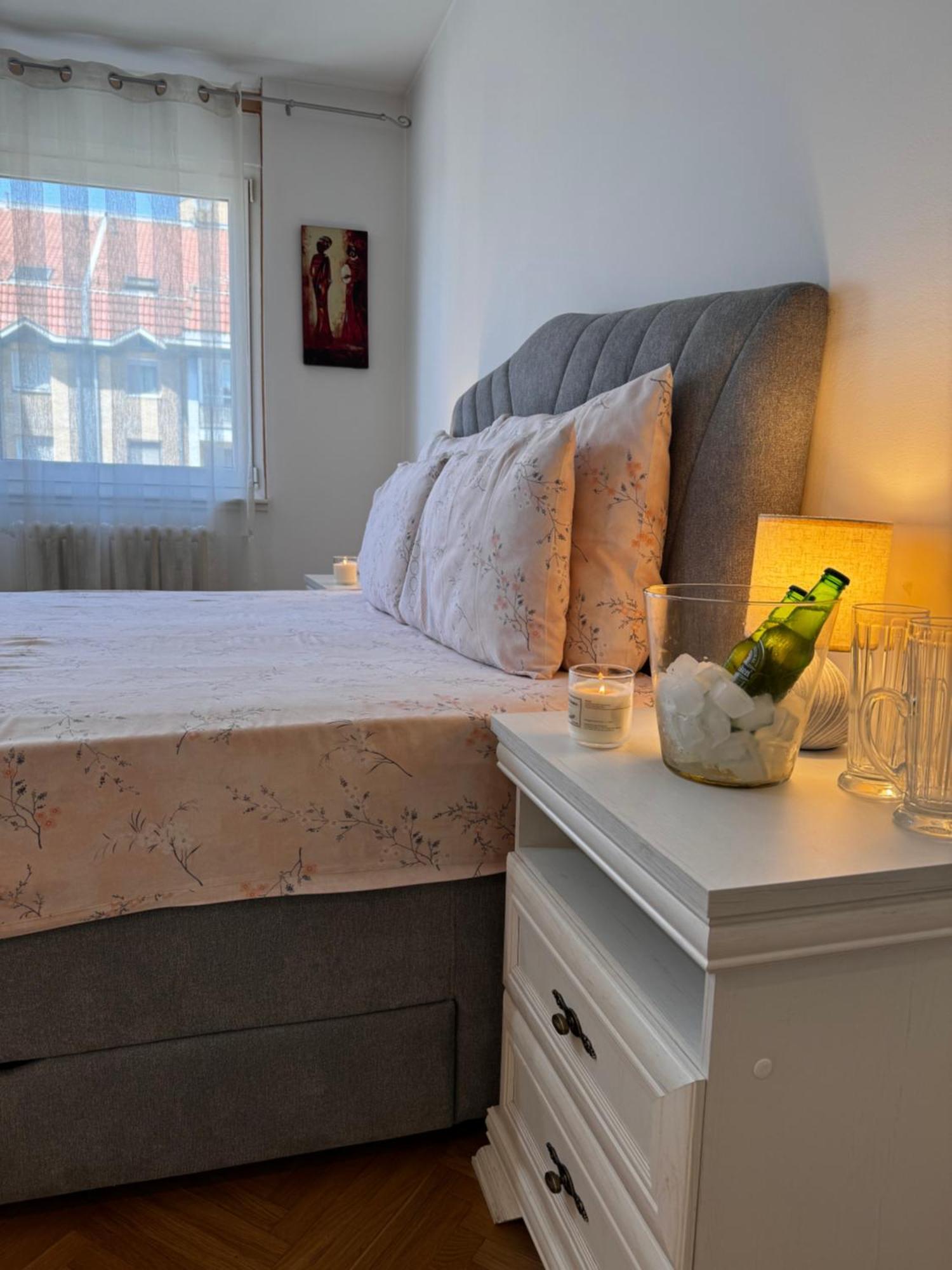 Post Apartmani - Sajam Novi Sad Extérieur photo